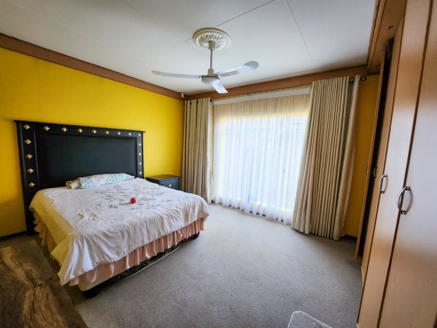 2 Bedroom Property for Sale in Wilkoppies North West